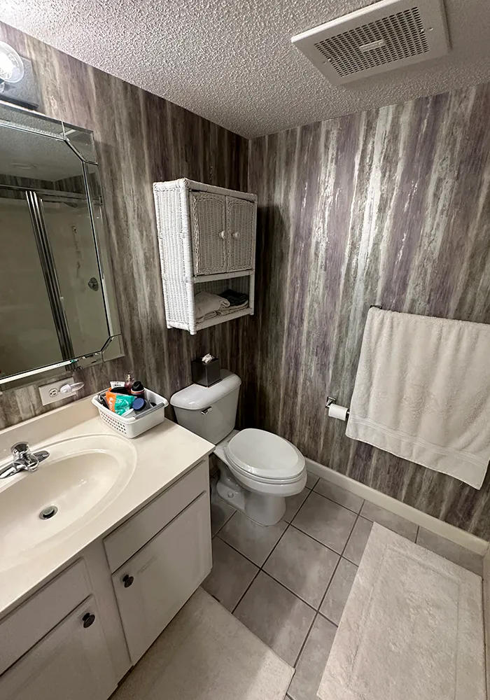 bathroom-remodeling-project04-13